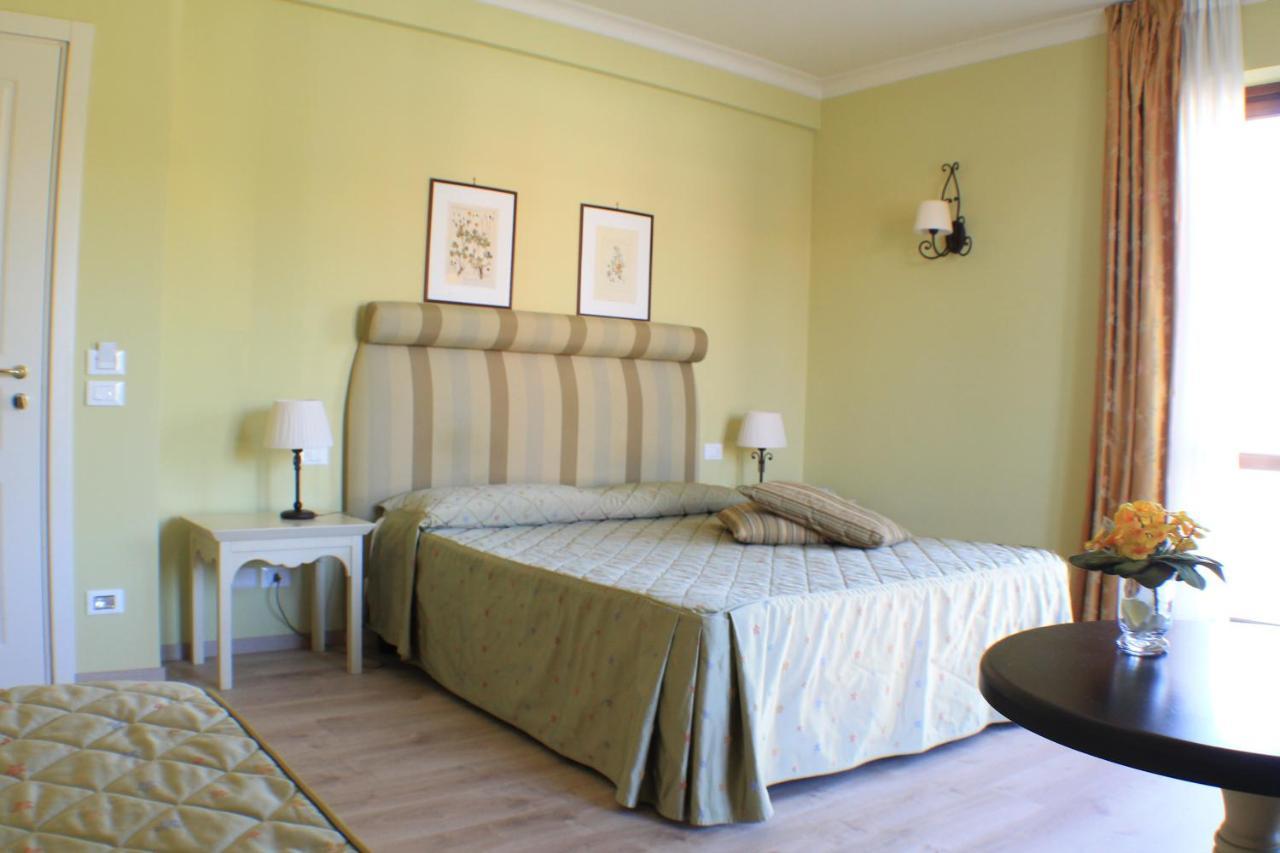 Il Parco Sul Mare Resort & Spa Торторето Экстерьер фото