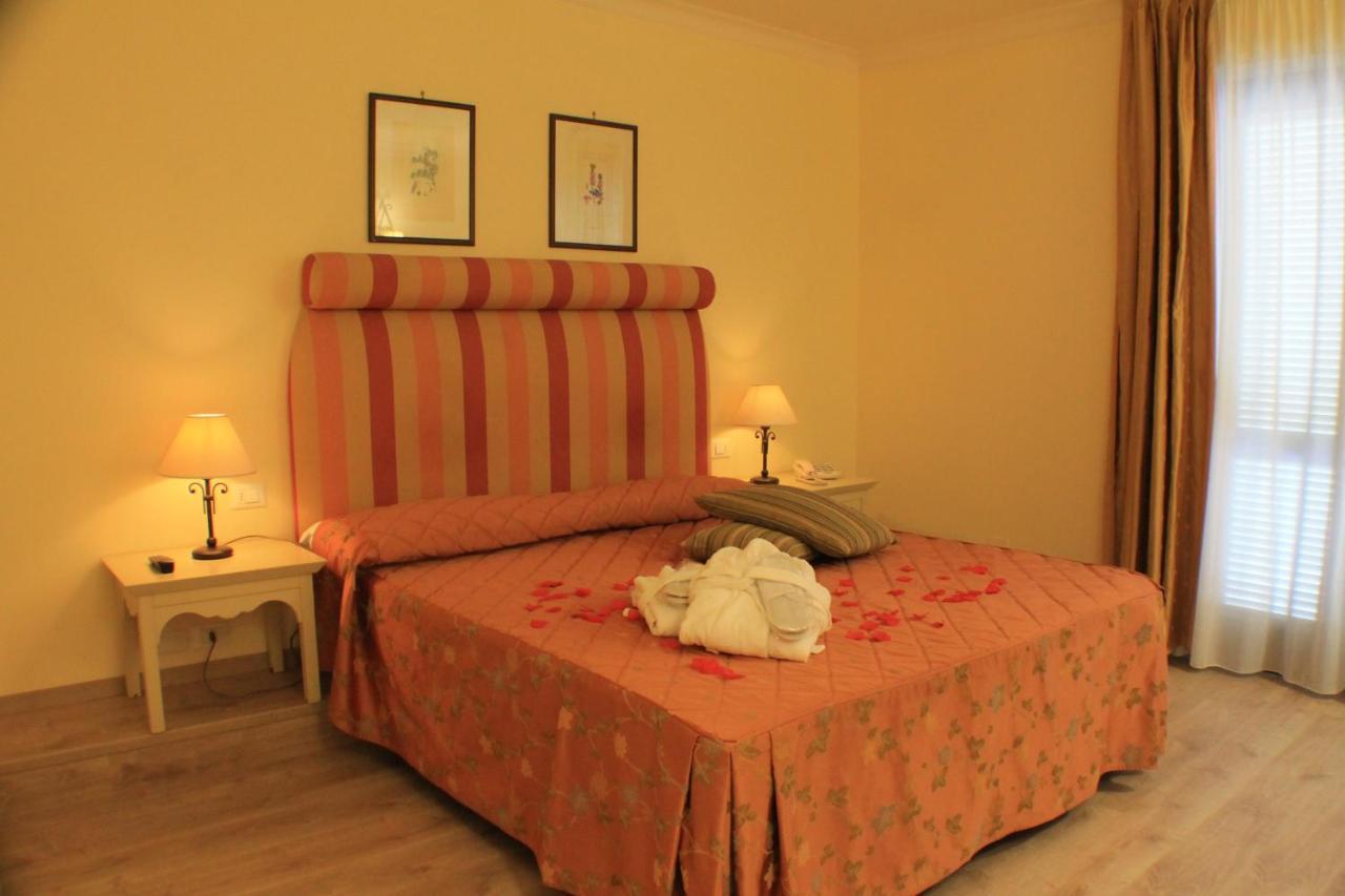 Il Parco Sul Mare Resort & Spa Торторето Экстерьер фото