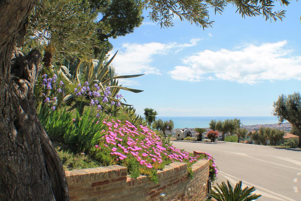 Il Parco Sul Mare Resort & Spa Торторето Экстерьер фото