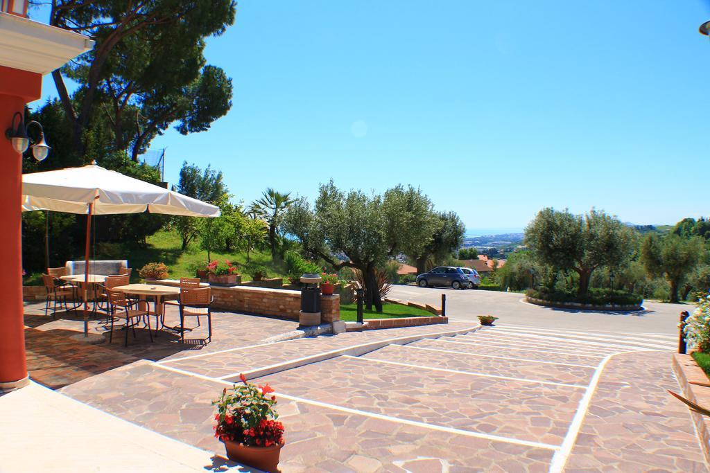 Il Parco Sul Mare Resort & Spa Торторето Экстерьер фото