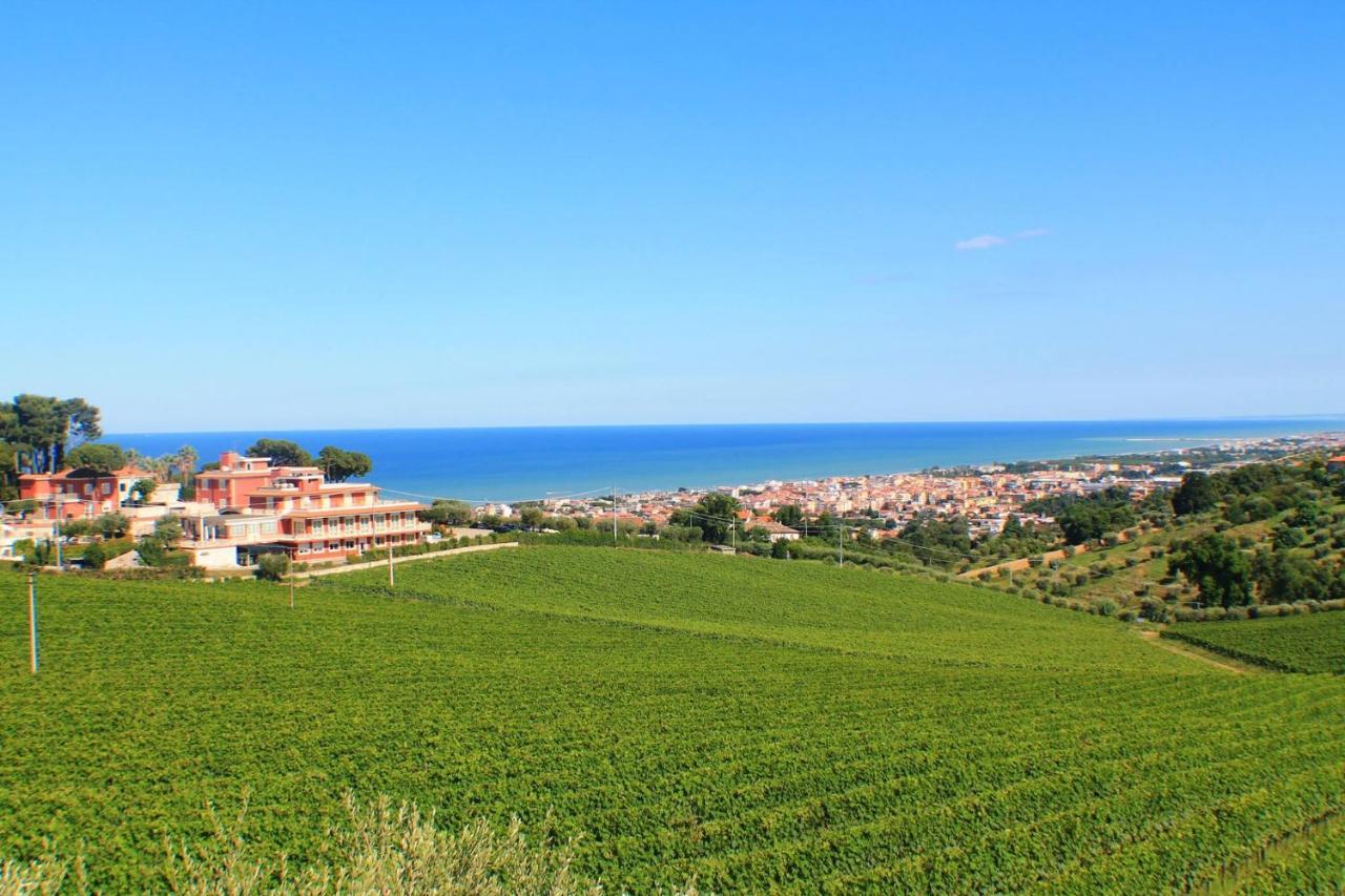 Il Parco Sul Mare Resort & Spa Торторето Экстерьер фото